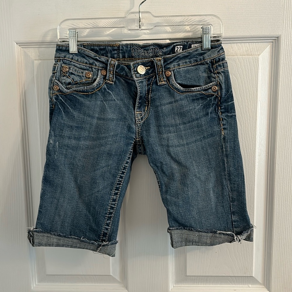Miss Me, Denim shorts, Size 27